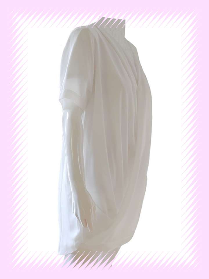 White Chiffon Loose V-Neck Dress - Image 3
