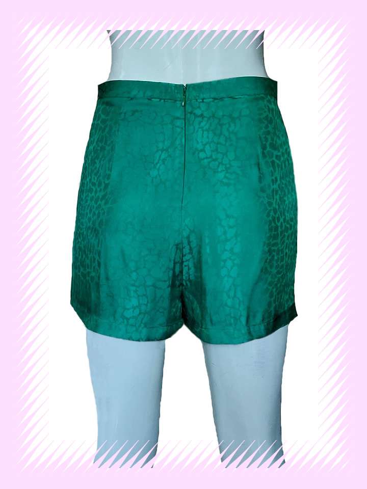 SILK SHORTS - Image 3